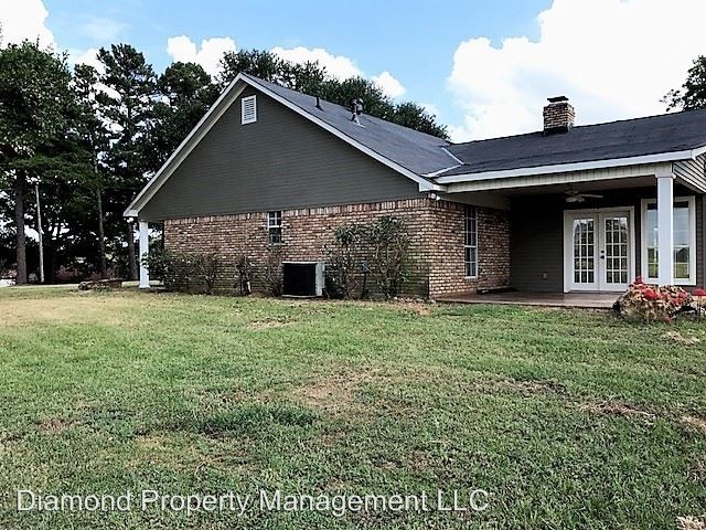 Building Photo - 1001 Old Plain Dealing Rd