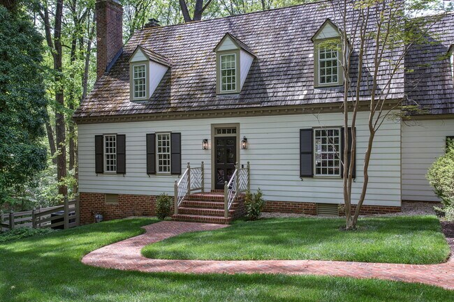 Foto del edificio - 9900 Kingsbridge Rd
