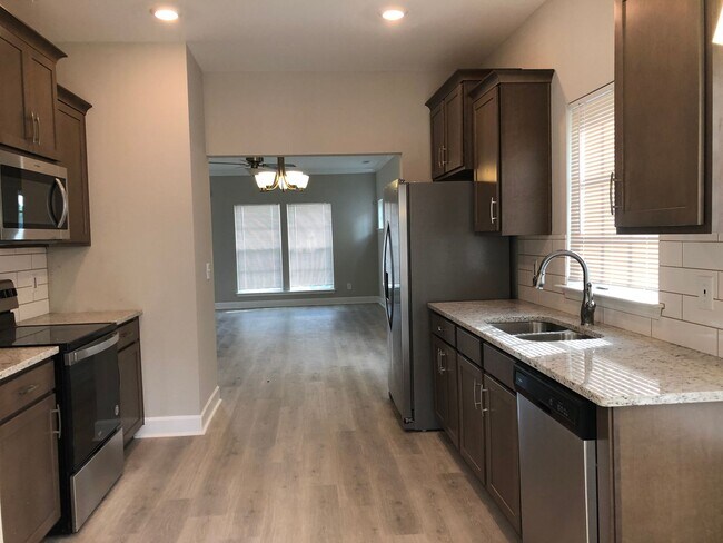 Foto del edificio - New Construction in Nolensville!