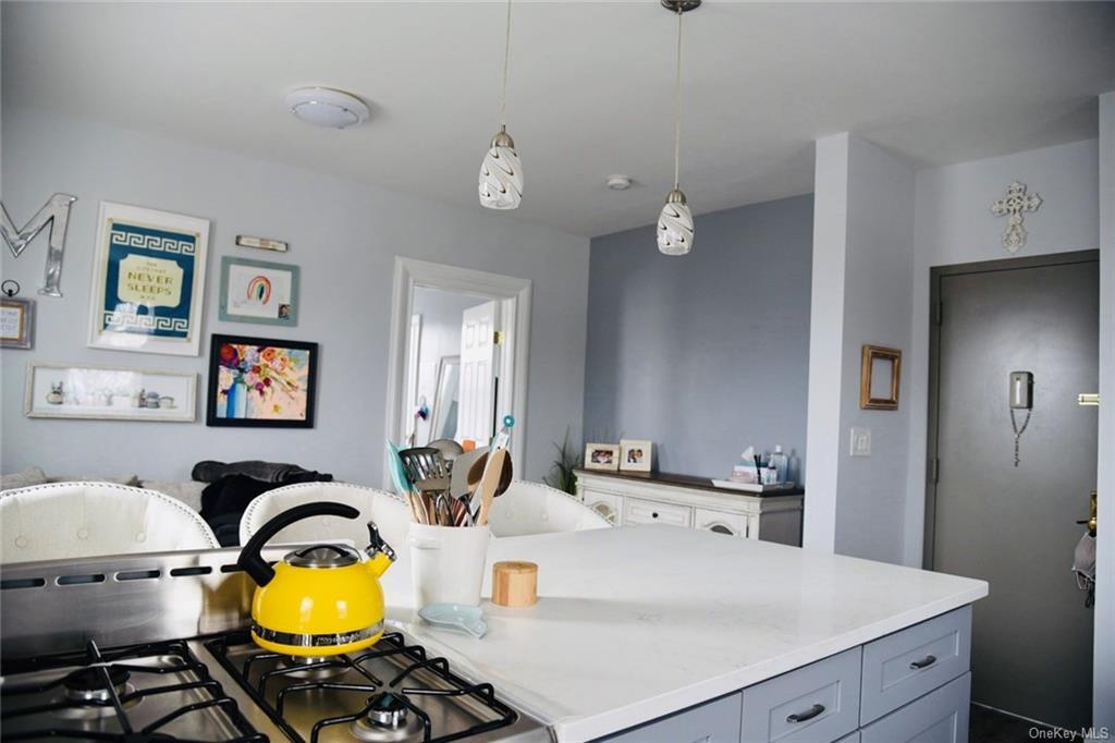 50 S Main St Unit 2, Pearl River, NY 10965 Room for Rent in Pearl