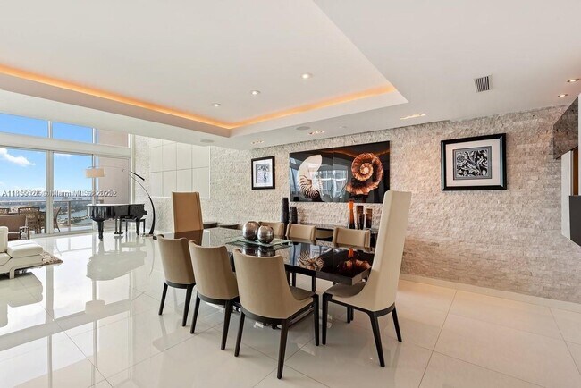 Foto del edificio - 1040 Biscayne Blvd