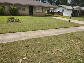 Building Photo - 1604 Belmoor Ave