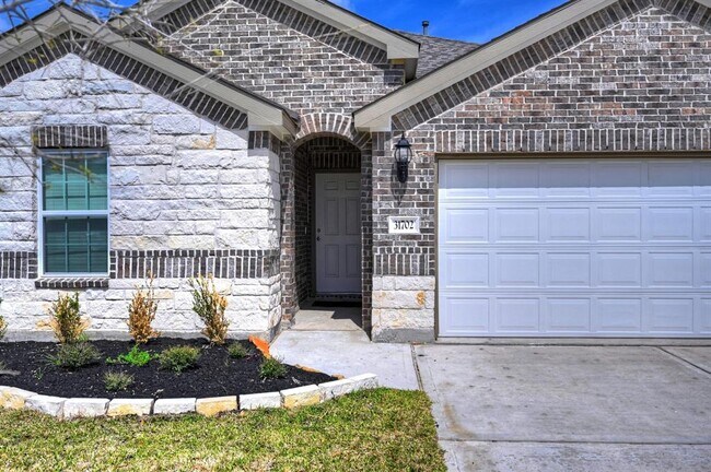 Building Photo - 31702 Casa Linda Dr