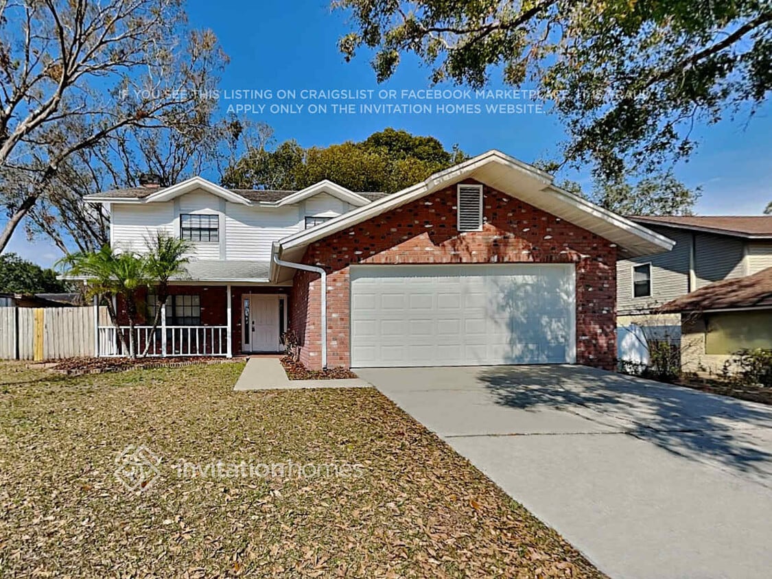 Foto principal - 2708 Briarpatch Dr