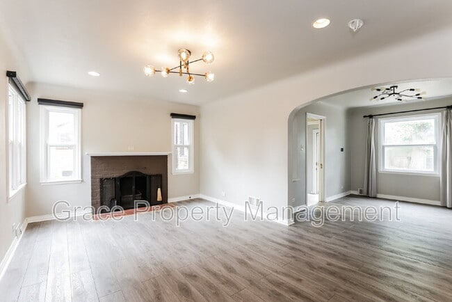 Photo - 3025 St Paul St House