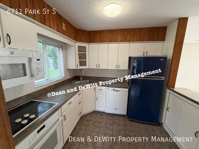 Foto del edificio - 6711 Park St S