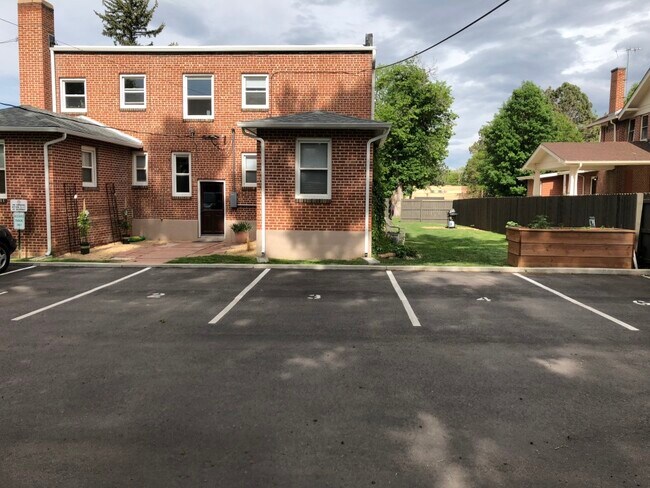 Foto del edificio - 513 Terry St