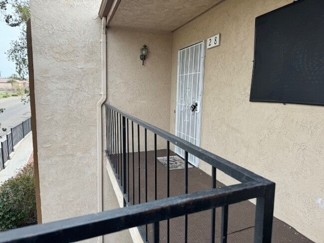 Building Photo - 2 BR Condo near Chaparral Golf & Rotary Park