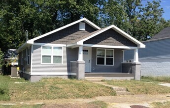 Building Photo - 513 Hickman Ave