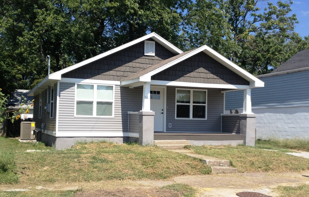 Primary Photo - 513 Hickman Ave