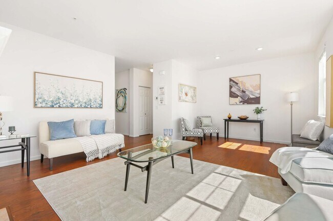 Foto del edificio - 13000 Admiralty Way