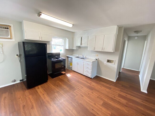 Building Photo - 2bed/1ba Apt off S Main Kannapolis close t...