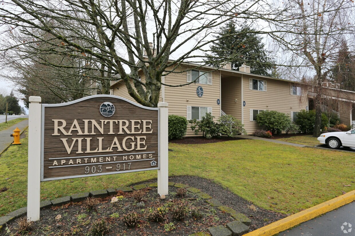 Raintree Village Apartments Everett