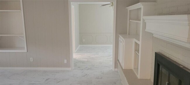 Foto del edificio - 22447 Wetherburn Ln