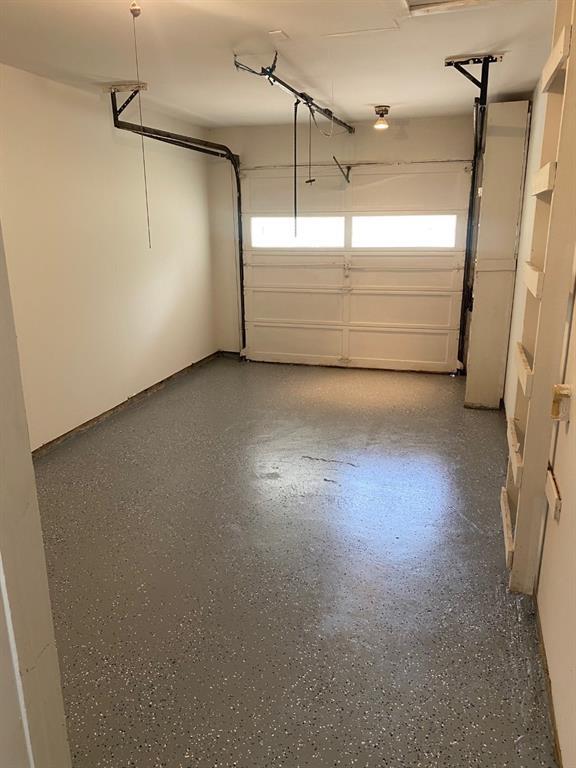 Building Photo - 10206 Oboe Dr