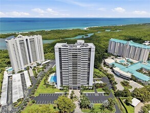 Building Photo - 5601 Turtle Bay Dr