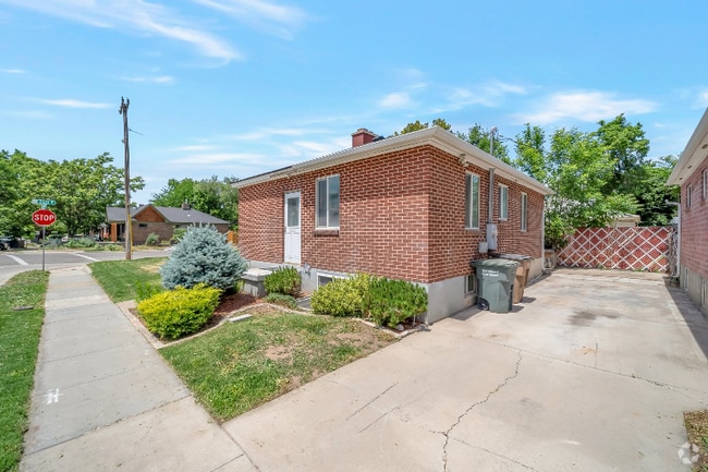 Building Photo - 1777 S 200 E