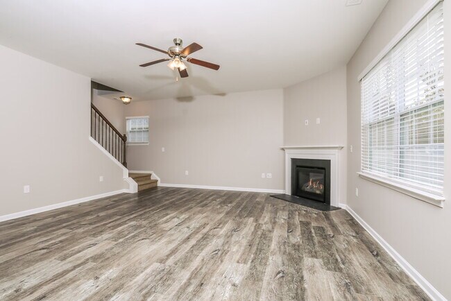 Foto del edificio - 6113 Watsonia Dr