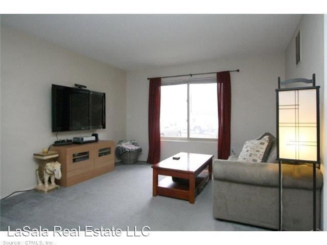 Building Photo - 3 br, 2.5 bath House - 1 Cherokee Court
