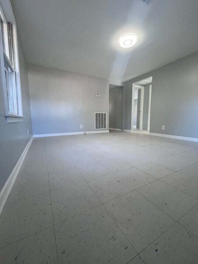 Building Photo - 10621 Bostic Rd. Laurinburg, NC 28352