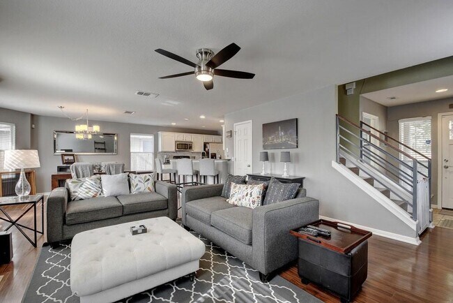 Foto del edificio - 5500 Steven Creek Way