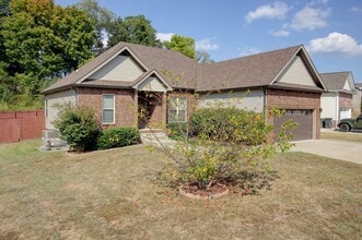 Building Photo - 3518 Clover Hill Dr