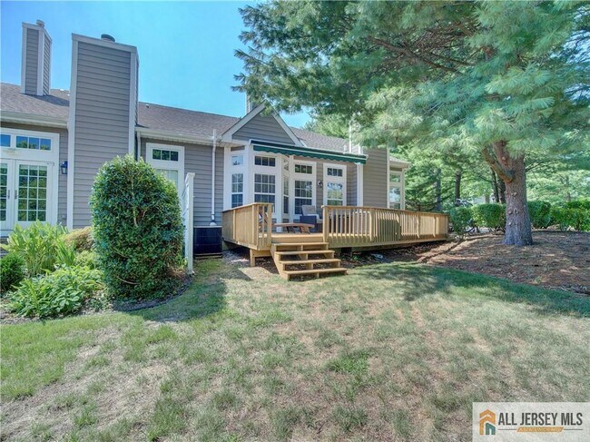 Building Photo - 24 Cypress Point Ln