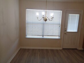 Building Photo - 21407 Forest Colony Dr
