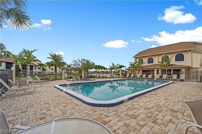 Building Photo - 8445 Charter Club Cir