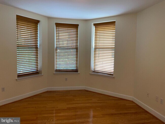 Foto del edificio - 1418 W St NW