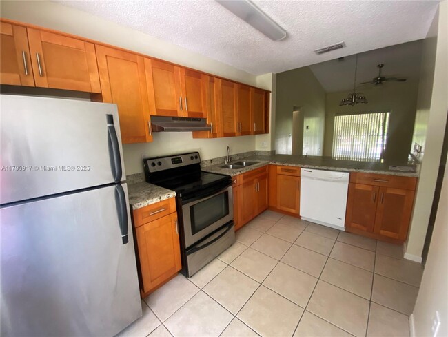 Foto del edificio - 2191 SW 80th Terrace