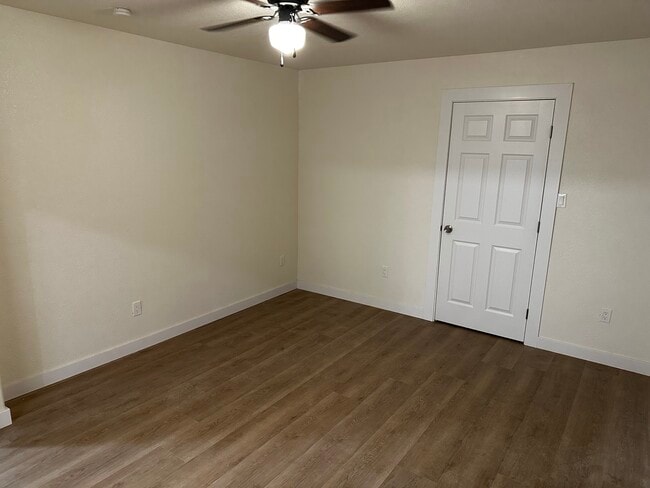 Building Photo - 505 Carpino Ave