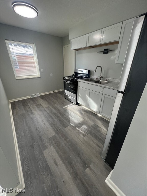 Foto del edificio - 2557 Edwin Ave