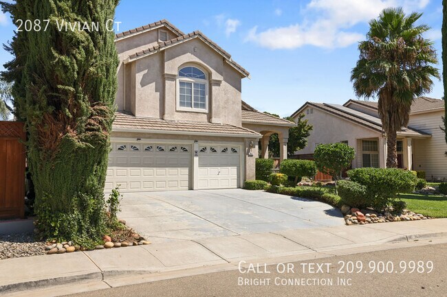 Building Photo - 2087 Vivian Ct