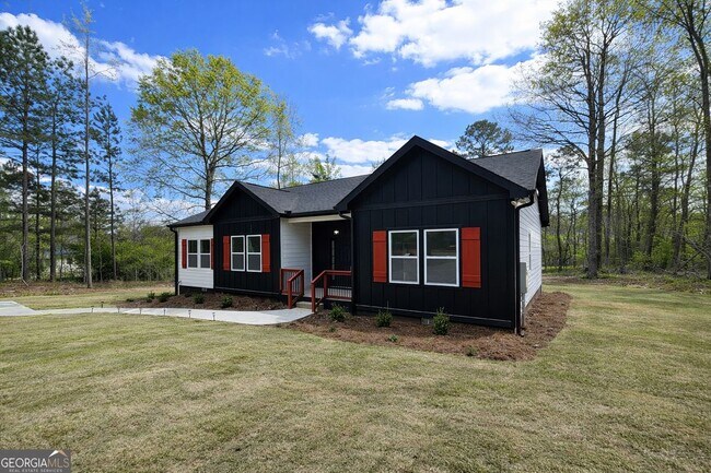Building Photo - 204 Custer Cir