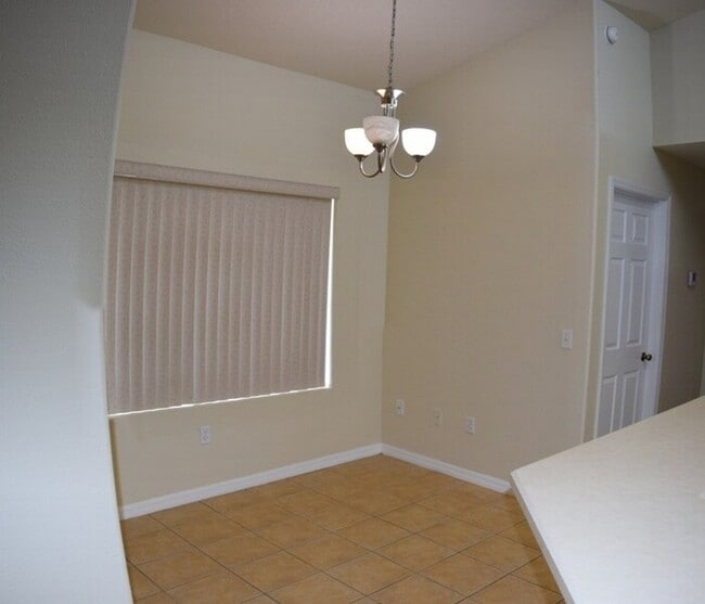 Building Photo - 10120 SE 67 TERR