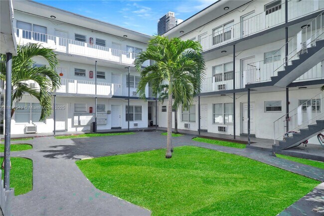 Foto del edificio - 1315 NE Miami Ct