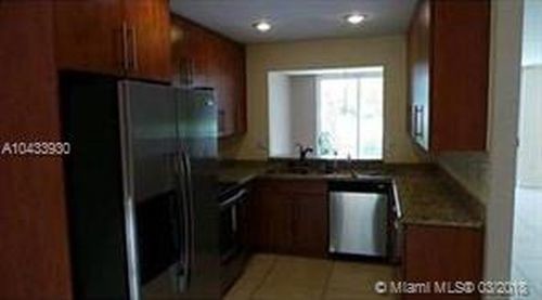 Foto del edificio - 10035 NW 43rd Terrace