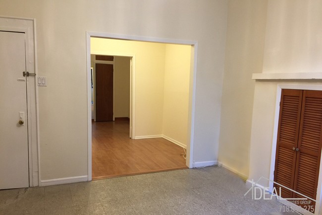 Building Photo - Junior One Bedroom in Park Slope