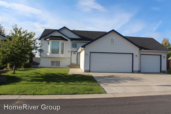 Primary Photo - 4 br, 3 bath House - 15921 E. 6th Ln.