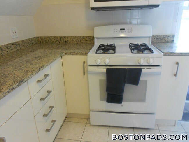 Foto del edificio - 65 Fairbanks St