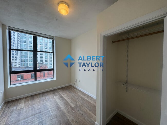 Building Photo - 82 Essex St