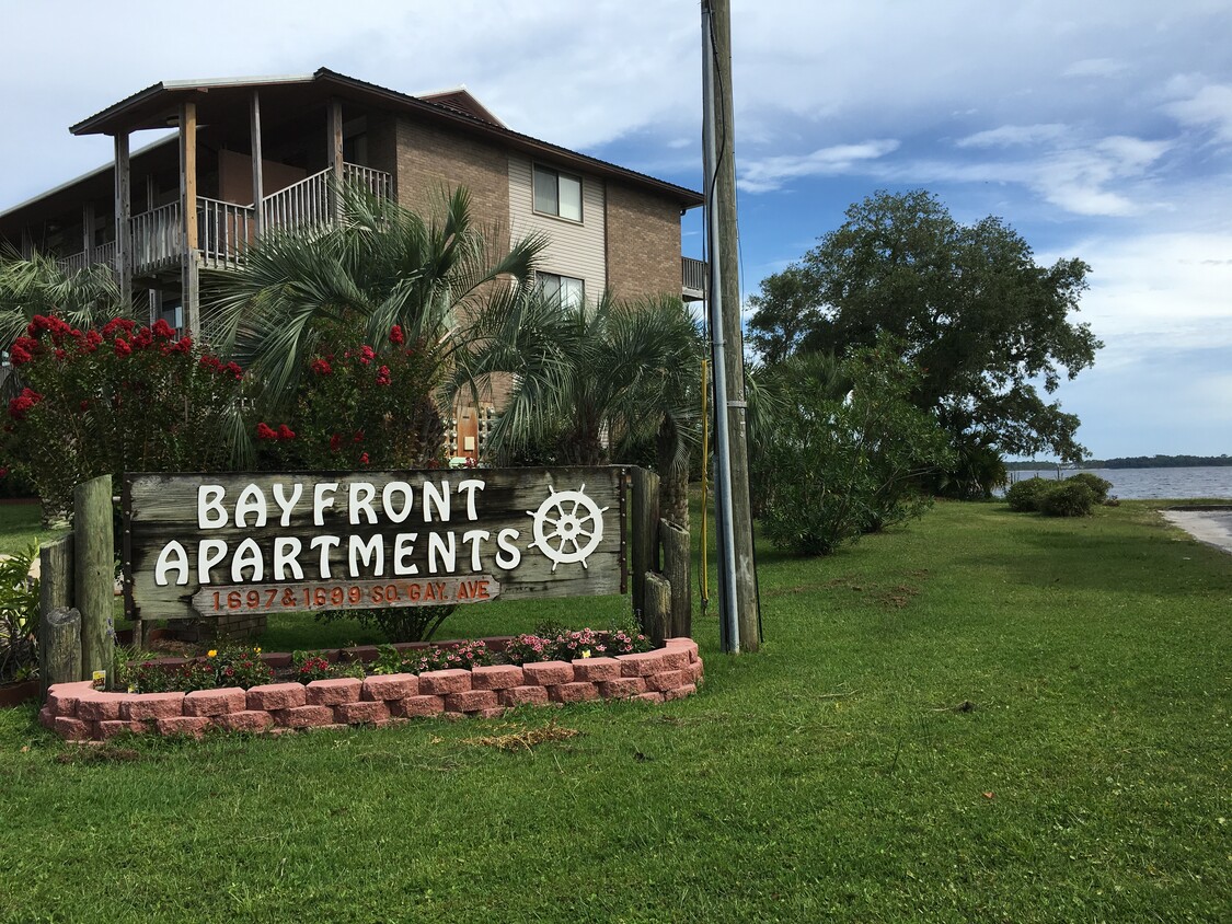 Primary Photo - Bay Front Apartments