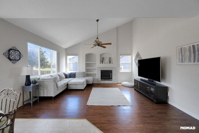 Foto del edificio - Spacious 4BR House in Brighton