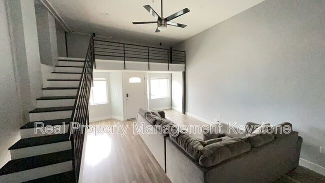 Photo - 1245 Chartiers Ave Apartment