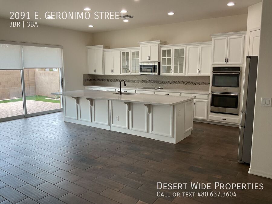 Foto principal - 2091 E Geronimo St