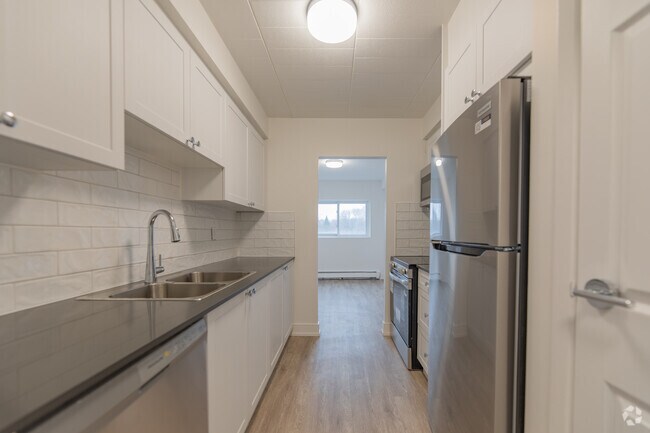 1 chambre, 1 salle de bain - 791 pi² - Cuisine - 500 Glenelm Crescent