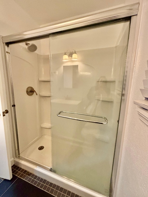 Building Photo - 24 Oriole Cir