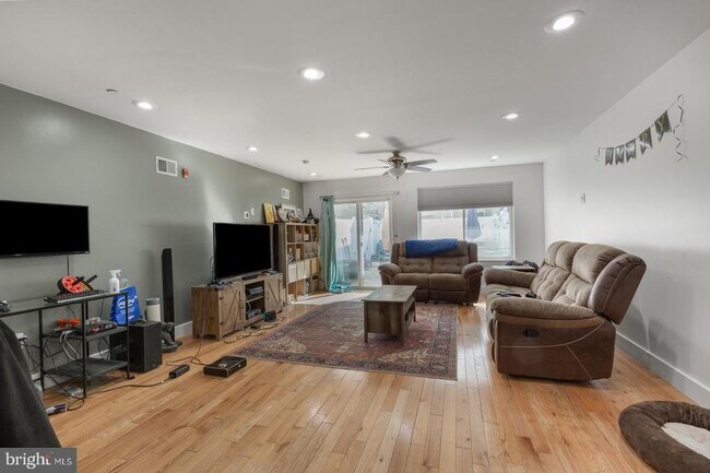 Foto del edificio - 1233 N 2nd St