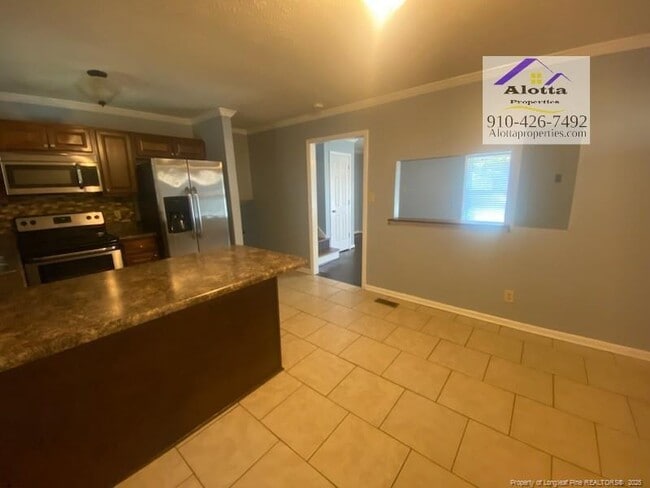 Building Photo - 6114 Regis Ct